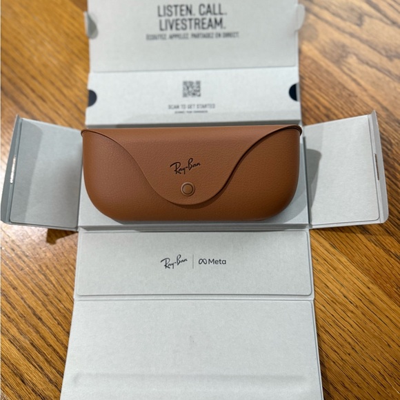 Ray-Ban Black Wayfarer Meta Sunglasses - Picture 3 of 5